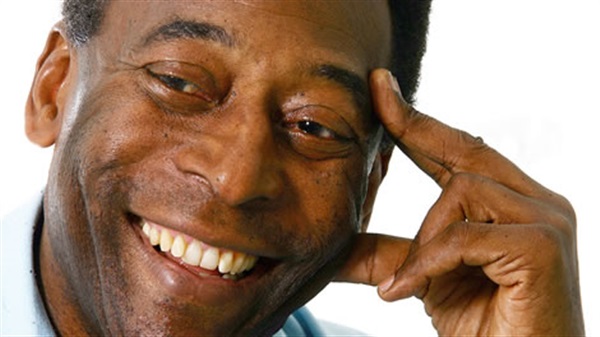   مصر اليوم - بيليه يطالب البرازيليين بتأجيل الاحتجاجات لما بعد المونديال