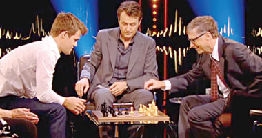   مصر اليوم - بطل العالم فى الشطرنج يتفوق على بيل غيتس فى 30 ثانية