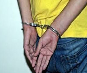 مصر اليوم - مباحث الإسكندريّة تضبط هاربًا من 27 قضية بحيازته بندقية آليّة