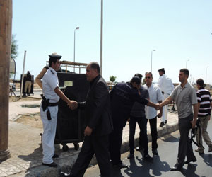   مصر اليوم - ضبط 18 ﻣﺨﺎﻟﻔﺔ ﺗﻤﻮﻳﻨﻴَّﺔ في حملة أمنيَّة في سوهاج