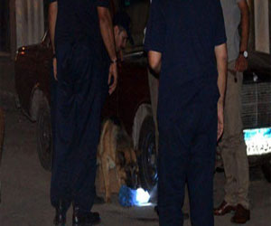   مصر اليوم - انتقال خبراء المفرقعات بعد انفجار قنبلة بدائية بمنطقة العمرانية