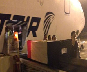 مصر اليوم - الأمن المركزي في الأقصر يقف دقيقة حداد على شهيد تفجيرات البحوث