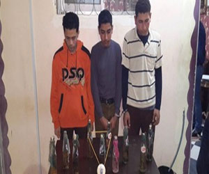   مصر اليوم - ضبط 3 من أعضاء الإخوان الإرهابيةفي البحيرة وبحوزتهم 10 قنابل مولوتوف