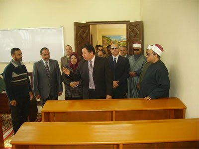   مصر اليوم - محافظ دمياط يتفقد مركز تدريب الأئمة والدعاة