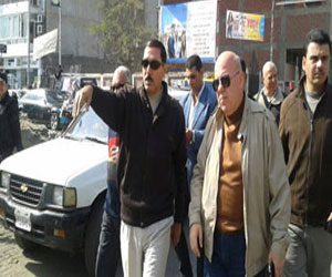   مصر اليوم - محافظ بورسعيد يتفقد اعمال تطوير ميدان السكة الحديد