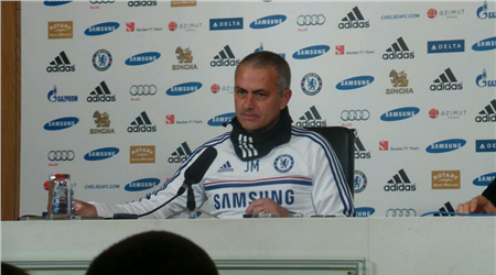   مصر اليوم - مورينيو يعلن عن الظهور الأول لصلاح ويحذره : عليك بالقتال