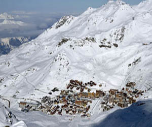   مصر اليوم - مقتل 2 فى انهيارات جليدية بالنمسا وشلل فى حركة الحياة بإيطاليا