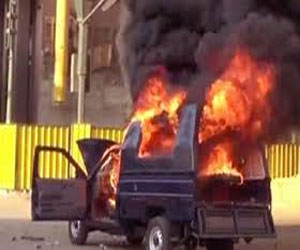 مصر اليوم - حبس مهندس إخواني لإضرامه النيران في سيارتي شرطة في الإسكندرية