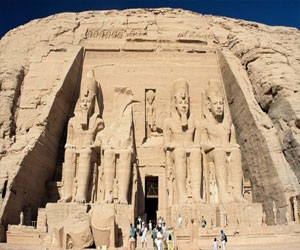   مصر اليوم - خبير آثري : آثار مصر داخل دائرة الخطر ويجب تشكيل مجلس أعلى لحمايتها