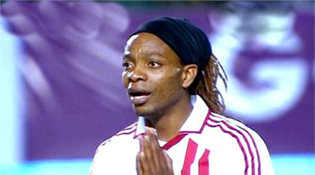   مصر اليوم - عضو الرائد مندهش من توقيت إيقاف موندومو