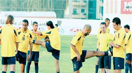   مصر اليوم - عجمان يدعم دفاعاته بالعراقي أحمد إبراهيم