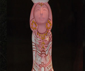 مصر اليوم - حجر الأسبيوليت من باطن الأرض إلى تحف وحلى