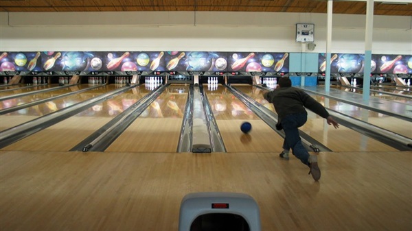   مصر اليوم - 8 مصريين في الدور قبل النهائي لبطولة الصداقة الدولية للبولينج