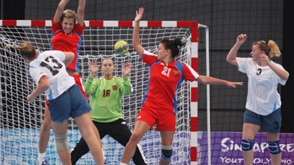   مصر اليوم - فوز روبرتس وتعادل يورى بدوري أبطال أوروبا لكرة اليد للسيدات