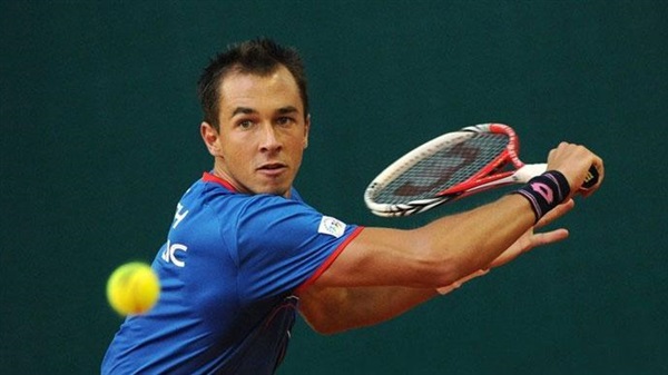   مصر اليوم - بلجيكا تقلص الفارق مع كازاخستان في الدور الأول من كأس ديفيز