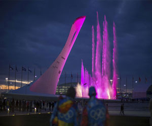   مصر اليوم - إيقاد شعلة ألعاب سوتشي 2014 على قمة جبل البروس