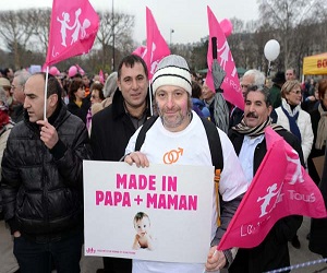   مصر اليوم - جمعيات فرنسية مسلمة تشارك في التظاهرة المناهضة لزواج المثليين