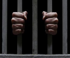   مصر اليوم - بريطانية تواجه السجن لاختطافها ابنها في دبي