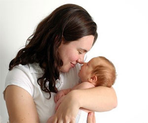   مصر اليوم - دراسة :المزيد من الأمهات يتركن العمل لرعاية أطفالهن