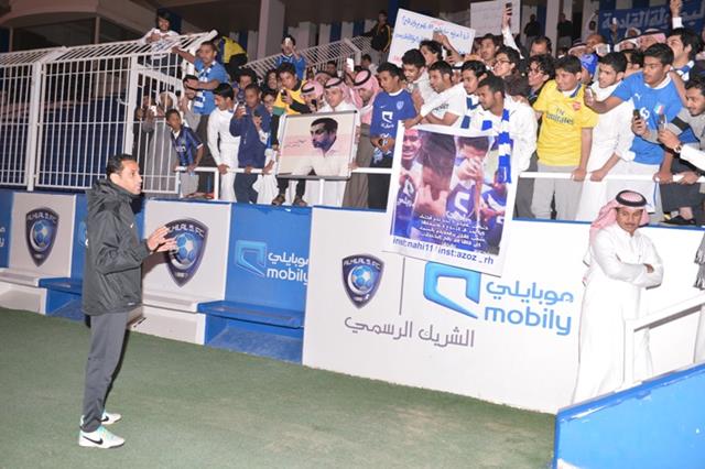   مصر اليوم - حضور جماهيري مكثف في تدريبات الهلال السعودي لدعم المدرب واللاعبين