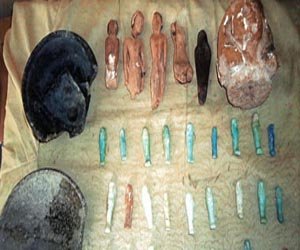   مصر اليوم - الآثار المصرية تنجح فى وقف بيع 125 قطعة أثرية بأحد المواقع الالكترونية