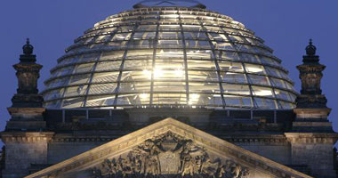   مصر اليوم - غلق قبة البرلمان الألمانى أمام الزوار 4 مرات العام الجارى لتنظيفها