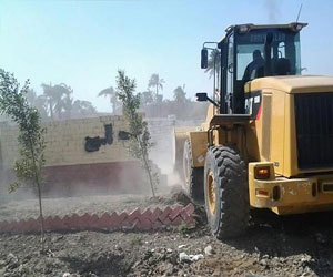   مصر اليوم - إزالة 15 حالة تعدٍ على الأراضي الزراعية في سوهاج