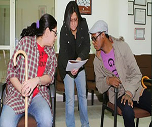   مصر اليوم - غادة الفيحاني مخرجة لحظات منسيه في مهرجان أوال المسرحي الثامن