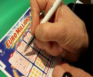   مصر اليوم - فرنسي يفوز بمبلغ 72 مليون يورو في جائزة اليانصيب الأوروبية