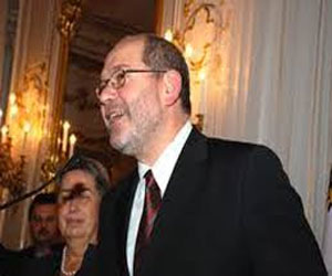   مصر اليوم - العضو العربي في البرلمان النمساوي يدعو الجاليات العربية للاندماج بالمجتمع