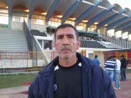   مصر اليوم -  مدرب الكرامة السوري حطين أفضل منّا والكرة لا تعرف إلا لغة الأهداف