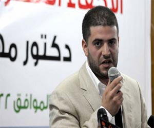 مصر اليوم - منع نجل مرسي من السَّفر من مطار برج العرب