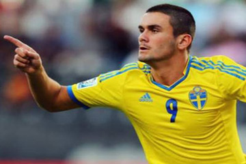   مصر اليوم - بيرشا رفضت الانضمام الى بروسيا دورتمند لاوقع لروما