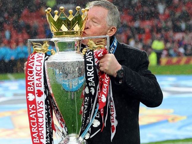   مصر اليوم - مدرب فولهام يستعين بصديقه السير فيرجسون لإخراج الفريق من كبوته