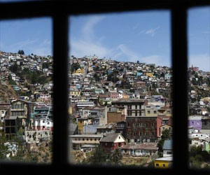   مصر اليوم - الأزدهار الأقتصادي يهدد التراث في مدينة فالباريزو التشيلية