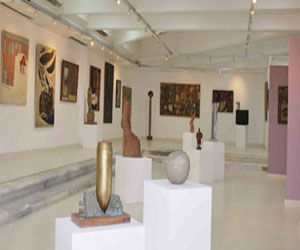   مصر اليوم - عرض لعب بآن فرانك في متحف بعد 70 عاماً من وفاتها