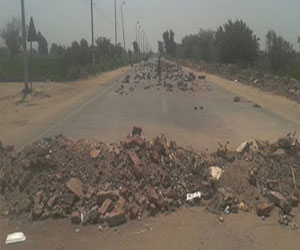   مصر اليوم - ليبيا: مطالب فئوية سبب قطع طريق طبرق وحل أزمة السائقين المصريين الأربعاء