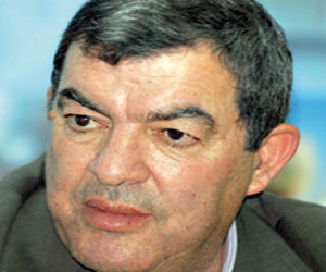   مصر اليوم - حكم جزائري يشكو محند شريف رئيس نادي شبيبة القبائل للجنة النزاعات