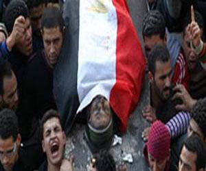   مصر اليوم - احالة بلاغ يتهم مبارك ومرسي بالتورط في دهس المتظاهرين