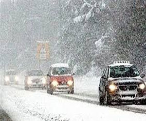   مصر اليوم - العواصف الثلجية تعيق حركة المرور في الصين