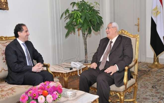   مصر اليوم - المستشار السِّياسي للرئاسة يعقد اجتماعات للانتهاء من إنشاء مفوضيَّة الشباب