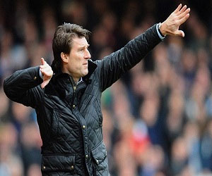   مصر اليوم - سوانسي سيتي يقيل مدربه الدنماركي ميكايل لاودروب