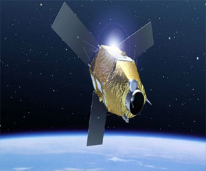   مصر اليوم - باريس باعت للمغرب قمرين صناعيين للتجسس