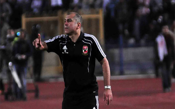   مصر اليوم - الأهلي يربط استمرار محمد يوسف بالفوز بلقب السّوبر الأفريقي