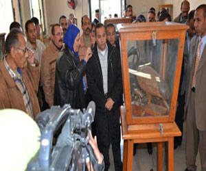   مصر اليوم - محافظ الإسماعيلية يتفقد متحف الإسماعيلية