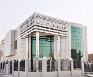   مصر اليوم - مكافحة السرطان تقيم معرضًا توعويًا في مركز بانوراما التجاري