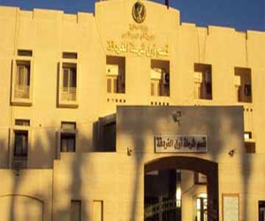   مصر اليوم - القبض على تشكيل عصابيّ سرق مرشدًا سياحيًّا في الغردقة