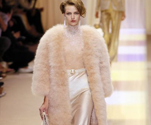 مصر اليوم - عرض أزياء جورج أرماني لموسم ربيع وصيف 2014