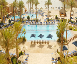 مصر اليوم - انطلاق عروض فبراير المميزة في منتجع شاطئ النخيل