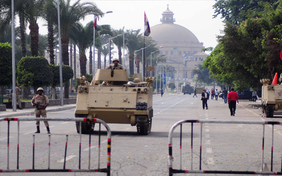   مصر اليوم - الداخليَّة تؤكِّد إصابة ضابط وأميّن شرطة ومجنَّدَيْن في انفجار الجيزة الجمعة